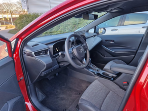 Toyota Corolla Touring Sports Hybrid Teamplayer Navi LE Hybrid Family Wagon, voiture familiale hybride, économique en carburant, fiable, moderne et confortable - Product Image 5