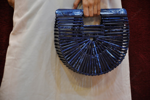 Bolso de mano de lujo indio azul de acrílico con forma de abanico, de diseñador, para fiesta de noche, boda, estuche rígido para mujer, regalo de aniversario - Product Image 2