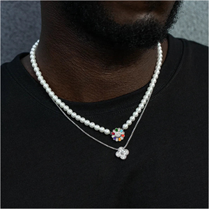 Collar de cadena de aleación para hombre con acento de diamante, collar de perlas de imitación plateado para hombre con colgante de flor y piedra de circonita - Product Image 1