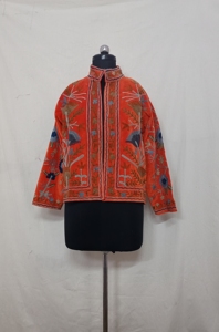 เสื้อคลุมโบโฮแขนยาวทรงปกติสำหรับผู้หญิง ตกแต่งด้วยลายปักสีส้ม ผ้าฝ้ายกำมะหยี่เนื้อนุ่ม ระบายอากาศได้ดี ลายดอกไม้สไตล์ชาติพันธุ์ คอตั้ง เหมาะสำหรับฤดูหนาว - Product Image 1