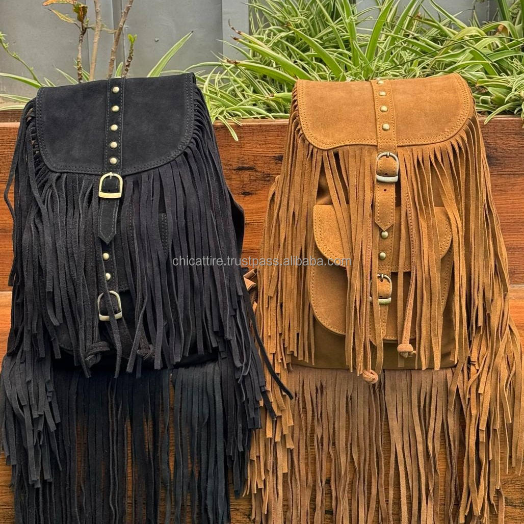 สีดำและสีแทน