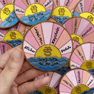 Wholesale Chenille Patches Colorful Chenille Patches Clothing Custom Logo High Quality Embroidery <b>Sequins</b> Twill Patches - Product Image 3