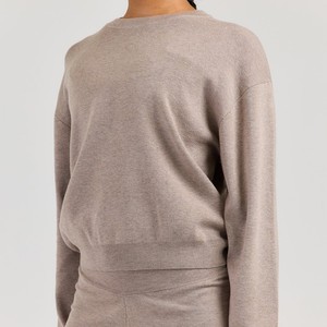 Sweat-shirt surdimensionné de qualité supérieure pour femme, col rond, en molleton, avec épaules tombantes et broderie 3D - Product Image 1
