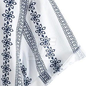Chemise hawaïenne élégante pour homme, imprimé feuilles exotiques, boutonnée, idéale pour la plage, les vacances, les activités de plein air et les tenues décontractées. - Product Image 6