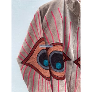 Veste en velours brodée Devil Eye, veste brodée Suzani, veste d'hiver pour femme faite à la main avec doublure en coton - Product Image 2