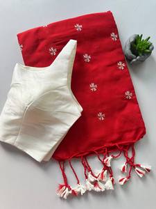 Nouveau lancement : Saree en coton Khadi imprimé pour occasions spéciales, avec pompons, nouveau design 2026 - Product Image 3