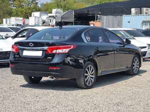 Voiture d'occasion berline intermédiaire économique à essence automatique SM5 2018, noire, conduite à gauche, 5 places - Product Image 2