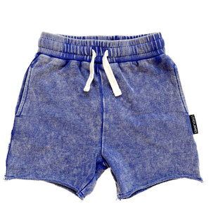 Pantalones cortos tipo bermuda de algodón rosa sólido para hombre con cintura con cordón y bolsillos, estilo casual - Product Image 1