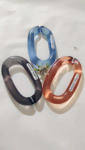 Chaînes en résine personnalisables, très grandes et aux couleurs claires, maillons en résine multicolores de grande taille disponibles. - Product Image 2