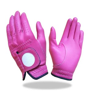 Gant de golf rose en cuir véritable pour femme, main droite, respirant, antidérapant, avec sangle de poignet réglable et fermeture auto-agrippante - Product Image 1