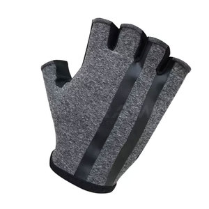 Nouvelles gants de sport demi-doigts à prix abordable, légers, pour la gym et les activités de plein air, fabriqués au Pakistan - Product Image 6