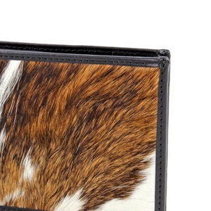 Portefeuille en cuir de vachette fait main de qualité supérieure pour homme, portefeuille en cuir à poils, design fin, portefeuille à double pli, cuir durable - Product Image 2