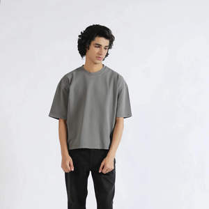 เสื้อยืดฤดูร้อนผ้าโพลีเอสเตอร์/คอตตอนเนื้อหนาสำหรับผู้ชาย สกรีนโลโก้ได้ ทรงหลวม ใส่สบาย ระบายอากาศดี แขนสั้น - Product Image 1