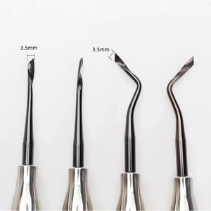 Elevador Dental Quirúrgico, Instrumento Quirúrgico, Empuñadura Ergonómica Plateada, Manual, Clase I 1 #   2 #   Pinzas elevadoras de raíces curvas con agarre dentado - Product Image 2