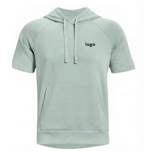 Hoodie à manches courtes pour homme, style personnalisé, fabriqué avec un tissu doux et respirant, conçu pour un port décontracté et relaxant, en coton mélangé. - Product Image 1