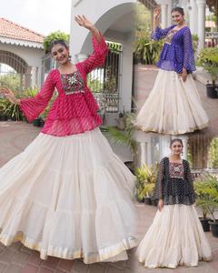 Lehenga Choli de diseño étnico tradicional indio, colección Navaratri, con estampado Bandhani y diseño Kutchi para mujeres, ropa elegante. - Product Image 6