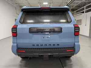 Toyota 4Runner TRD Off Road Premium 4WD d'occasion 2025, hybride 4 cylindres turbocompressé i-FORCE MAX 2.4L - Product Image 5