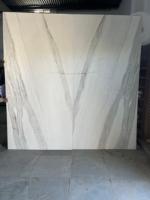 Revestimiento de Piedra Flexible Blanco Panda, Lámina de Mármol Moderna Ligera e Impermeable para Revestimiento de Paredes de Cocina, Baño y Escaleras