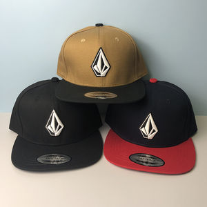 Gorra de Béisbol Personalizada con Logotipo Bordado, Estilo Snapback, de Alta Calidad, con Visera Plana, Ligera, para Hombre - Product Image 1