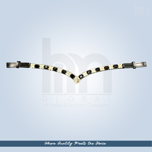 Diadema de Cuero de Vaca HMGLOBAL Premium Hecha a Mano con Cristales de Estrás Anatómicos en Forma de V de Alta Claridad en Negro Jet y Blanco - Product Image 5