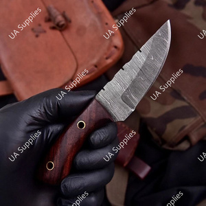 มีดล่าสัตว์แบบใบมีดติดกันเต็มด้าม ปรับแต่งได้ตามความต้องการ (OEM) ใบมีดสแตนเลส ความยาว 203 มม. พร้อมรูสำหรับแขวนเชือก ด้ามไม้ - Product Image 3