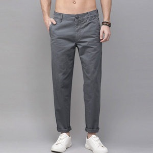 Pantalones chinos casuales para hombre, de pierna recta, color liso, diseño profesional y en diferentes tallas. - Product Image 1