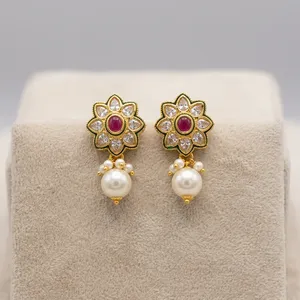 Trending Classic Indian <b>Bridal</b> Gold Plated Pearl Kundan <b>Necklace</b> <b>Set</b> With Flower Zircon <b>Earrings</b> For Wedding Women's Jewelry - Product Image 4