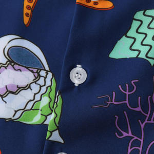 Camisa Casual de Satén de Manga Corta para Hombre, Personalizada, Transpirable y Antiarrugas, con Estampado Hawaiano, Estilo Moderno con Botones - Product Image 5