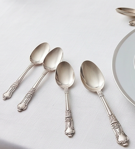 Cuillères à dîner classiques plaquées argent, en acier inoxydable, manche long, finition miroir, compatibles lave-vaisselle, ensemble de couverts de mariage - Product Image 1