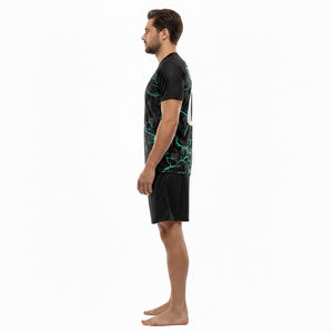 Uniforme de Fútbol Personalizado Sublimado, Camiseta y Pantalones Cortos para Hombre, Uniforme de Equipo de Fútbol, Poliéster Transpirable, Logotipo, Nombre y Número Personalizados - Product Image 4