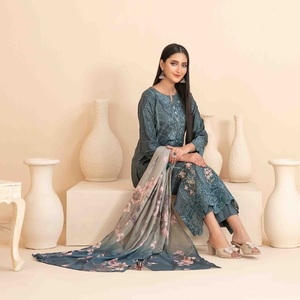 ZALIKA Maxi robe brodée Viscose trois pièces Punjabi costumes pour femmes robes lourdes de fête Eid - Product Image 4
