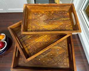 Juego de 3 bandejas de madera hechas a mano, bandejas decorativas para mesa de centro, bandeja de servicio rústica estilo granja, decoración para el hogar, regalo - Product Image 3