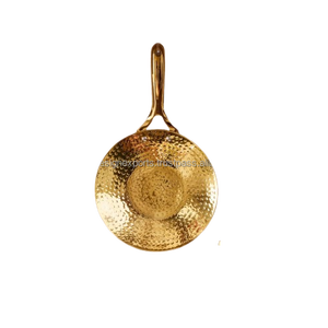 Brass Tawa préserve les vitamines et les minéraux essentiels, rendant vos repas plus sains par rapport aux ustensiles de cuisine en aluminium ou antiadhésifs. - Product Image 2