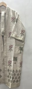 Robe kimono longue unisexe en coton imprimé à la main en Inde, col en V, manches courtes, écologique, motif floral palmier - Product Image 2