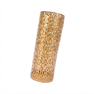Porte-parapluies moderne en métal doré antique, robuste, artisanal, avec découpes, pour hall d'hôtel, vente en gros - Product Image 5