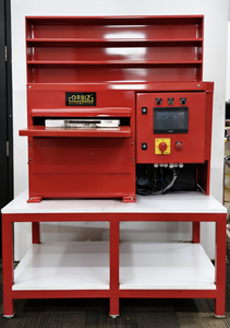 Machine de gaufrage de plaques d'immatriculation semi-automatique Orbiz Automotive avec panneau de commande PLC, design industriel - Product Image 1
