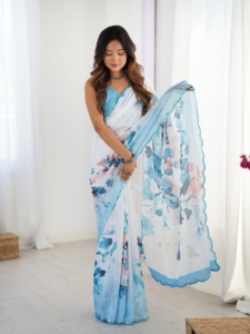 Sari de poliéster azul con estampado digital y trabajo de espejo para mujer, estilo indio-pakistaní, largo hasta el suelo, corte regular, para bodas. - Product Image 3
