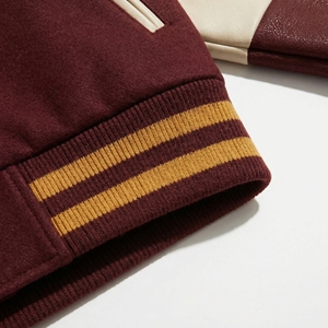 Veste varsity en laine bordeaux avec manches en cuir crème |   Blouson bomber classique style Letterman |   Étiquette privée personnalisée OEM - Product Image 5