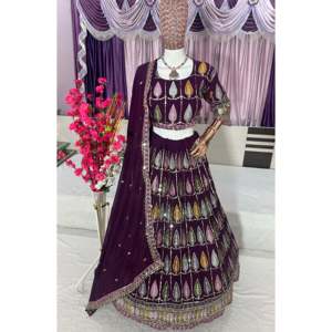 Kavya Fab Purple 2XL Lehenga Choli de soirée avec broderies et paillettes - Product Image 4