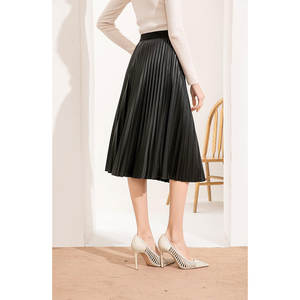 Jupe plissée en cuir élastique taille haute pour femme, fermeture éclair discrète, coupe trapèze, longueur midi, vente en gros - Product Image 6