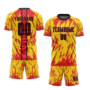Maillot de football personnalisé sublimé, kit complet jaune et rouge, uniforme d'équipe, ensemble de vêtements de sport pour hommes et garçons, vente en gros - Product Image 6