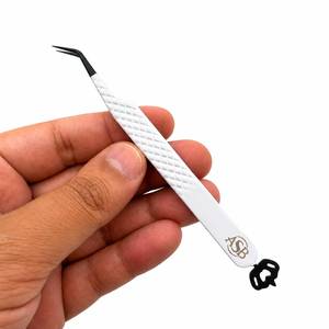 Pinzas para Pestañas ASB con Ángulo de 45 Grados, Punta de 10 mm, Acero Inoxidable de Precisión Suave, con Encanto y Logotipo Personalizado - Product Image 1