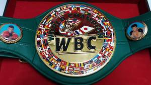 Cinturones de Campeonato de Lucha Libre Tradicional de Peso Pesado Personalizados del Fabricante de Pakistán - Cuero Impermeable y Transpirable Unisex - Product Image 4