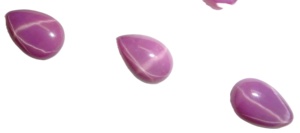 Rubis Étoilé Rose Poire 9x13 mm 4,5 Carats Créé en Laboratoire Poli Opaque Cabochon avec Effet Étoile à 6 Branches pour la Fabrication de Bijoux - Product Image 3