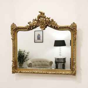 Miroir sur pied en teck massif sculpté de luxe avec finition dorée ornée et cadre en teck massif pour salon, chambre et villa - Product Image 1
