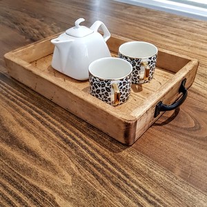 Plateau de service rectangulaire en bois massif avec poignées - Product Image 3
