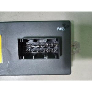 ECU และโมดูลคอมพิวเตอร์มือสองสำหรับรถยนต์ซีรีส์ 7 รุ่น 3714676996401 - Product Image 3