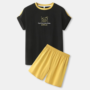 ชุดเซ็ตเสื้อยืดและกางเกงขาสั้นผ้าฝ้ายสำหรับผู้ชายสไตล์สตรีทแวร์ฤดูร้อน ผลิตตามแบบ OEM ระบายอากาศได้ดี เหมาะสำหรับออกกำลังกาย ผลิตจากผ้าโพลีเอสเตอร์/ผ้าฝ้าย ขายส่ง - Product Image 1