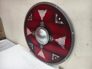 Escudo Vikingo Medieval Personalizado de Madera, Diseño Auténtico, Hecho a Mano, Acero Premium con Recubrimiento en Polvo Negro, 24 Pulgadas, para Recreaciones Históricas - Product Image 3