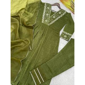 ชุดเดรส Anarkali ไซส์ XL สวยงาม พร้อมผ้าคลุมไหล่ สำหรับงานปาร์ตี้ - Product Image 4